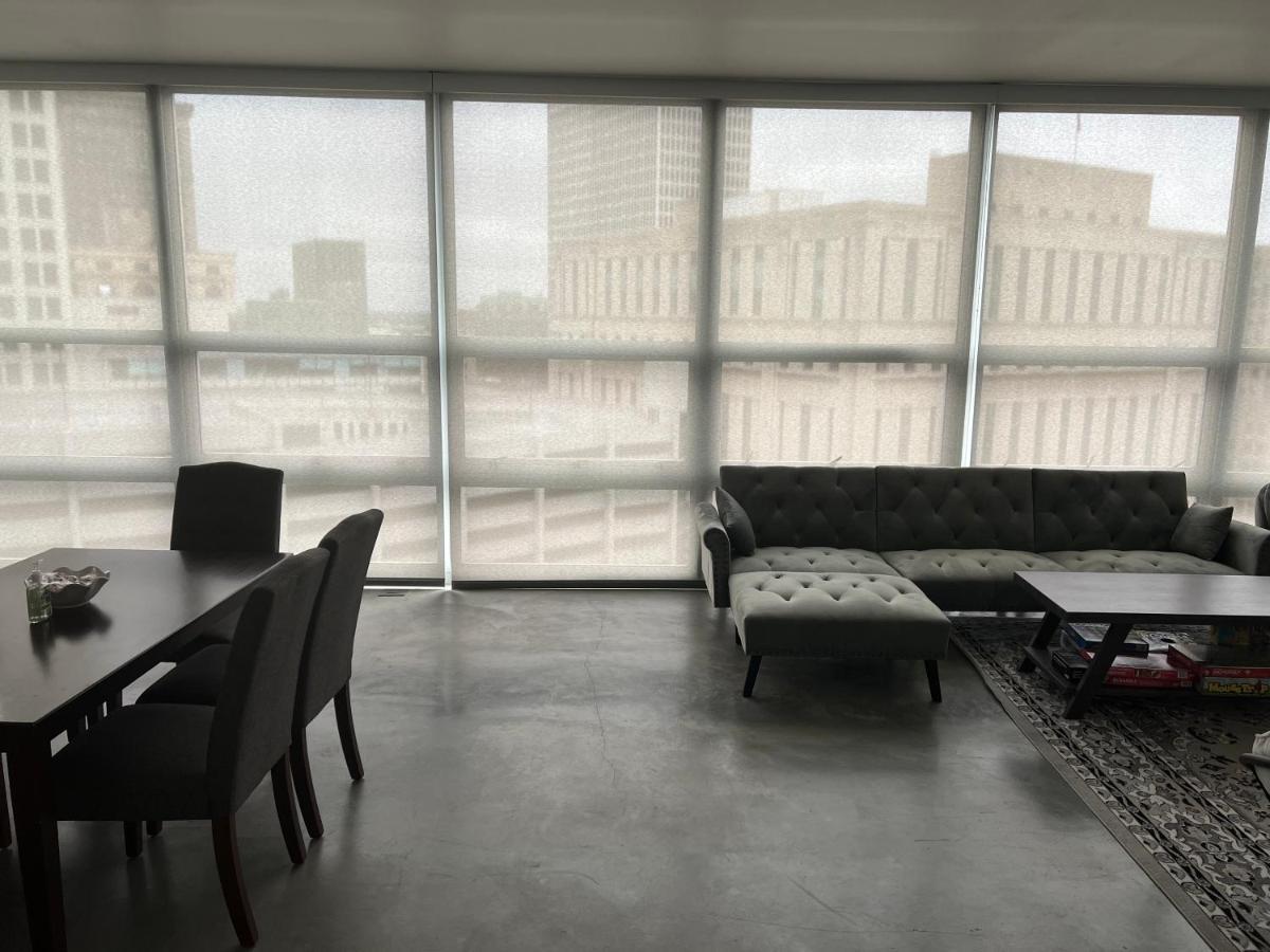 "Arrons Place" At The Griswold Detroit Exteriör bild